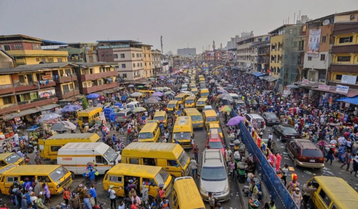 “Nigeria is chaos” - American blogger laments after visiting Lagos, Kano, Ibadan