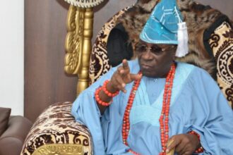 “He thinks Nigeria is still in the middle ages” - Journalist blasts Oba of Lagos over monarch’s order to movie producers