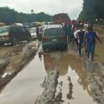 Man laments over deteriorating Benin-Warri road, says 1-hour drive is now 2-daya journey
