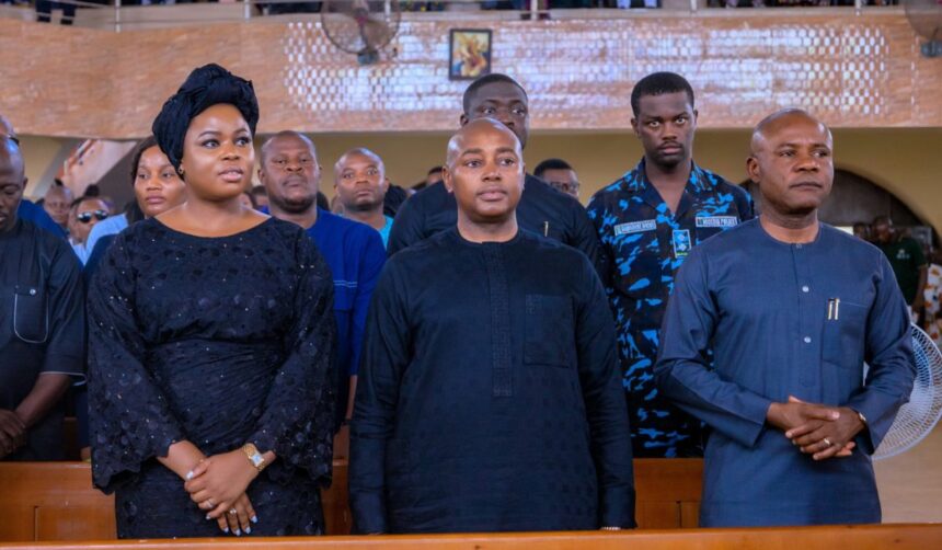 Enugu governor attends funeral of Late Supreme Court justice, Nweze, says the world won't forget his contributions to Nigeria