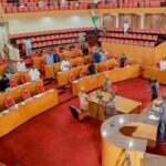 Lagos State Assembly urges federal government to curb Naira-Dollar disparity amid economic concerns