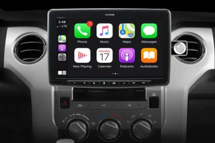 Mercedes-Benz CEO ditches Apple’s next-gen CarPlay system