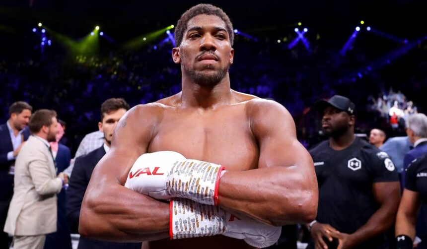 Anthony Joshua urges Tyson Fury to fight him now while they are both still ‘fresh’