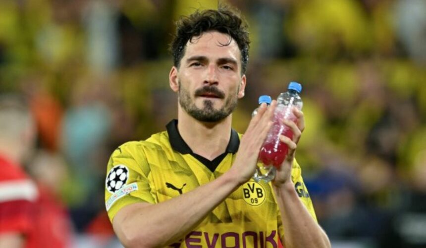 Free agent Mats Hummels says goodbye to Borussia Dortmund after 13-years