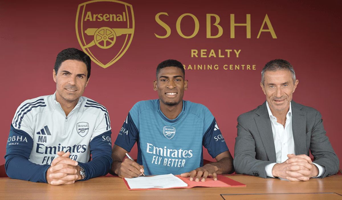 Cristhian Mosquera Joins Arsenal On €15m Fee Plus Add-ons From Valencia