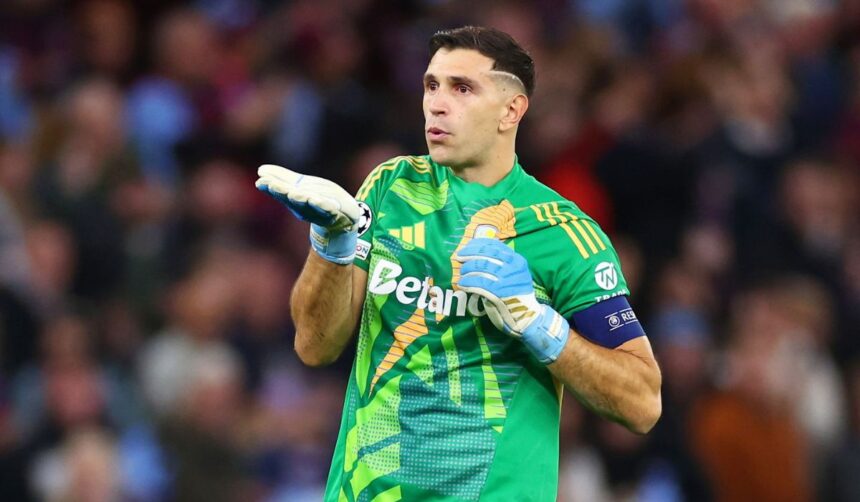 Manchester United Make Fresh Move for Aston Villa’s Emiliano Martinez