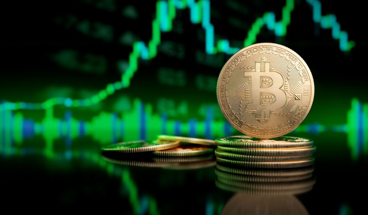 Retail Traders Drive Bitcoin’s Latest Surge to $121K