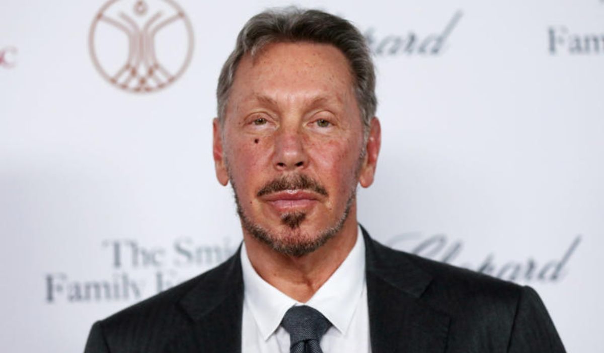 Oracles’s Ellison Becomes World’s Richest as Stock Jumps 30% on AI Pivot