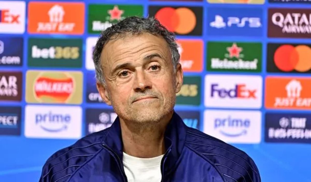 PSG Boss Luis Enrique to Have Surgery Following Serious Cycling Mishap