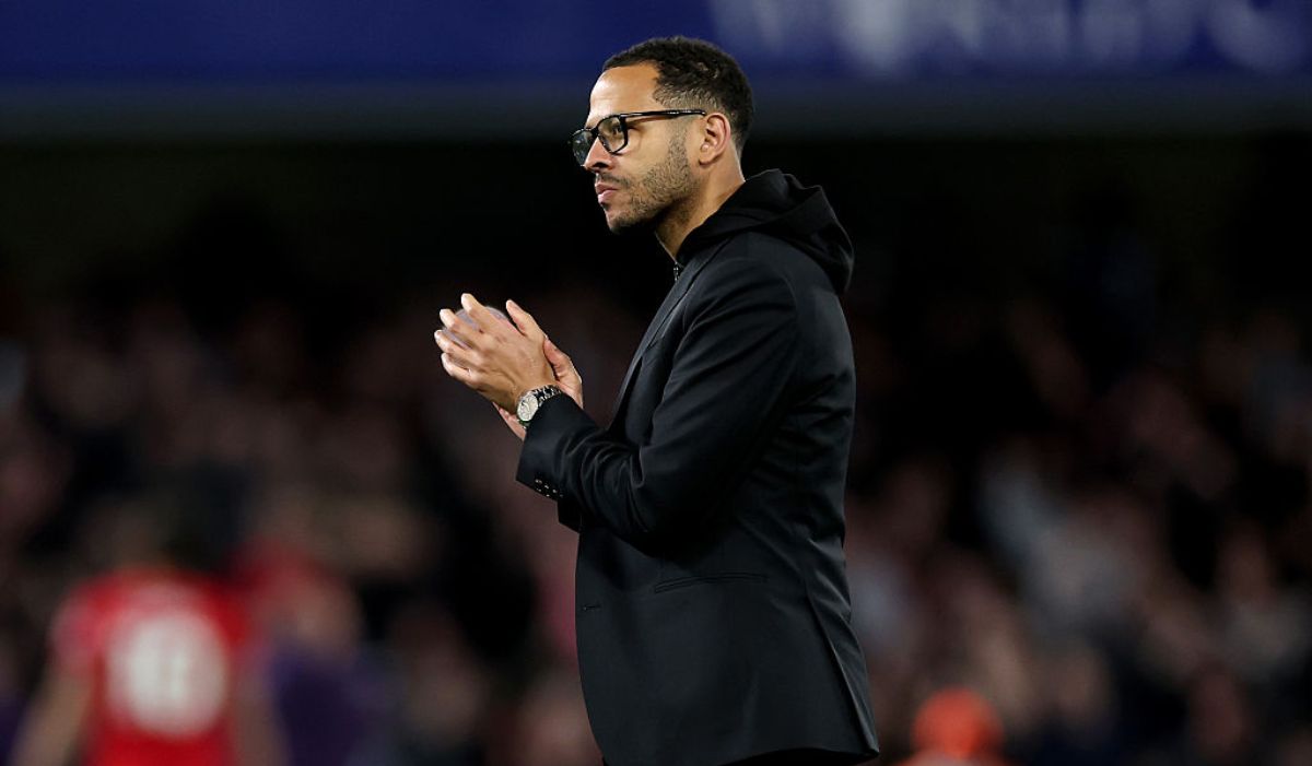 Chelsea's Liam Rosenior Blames Injury After 0-1 Defeat to Man United at Stamford Bridge