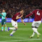 West Ham Drowns Wolves 4-0 to Move Out of Relegation Zone
